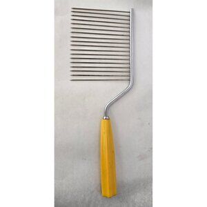 Vintage Yellow Bakelite Angel Food Cake Cutter Afro Pick MCM